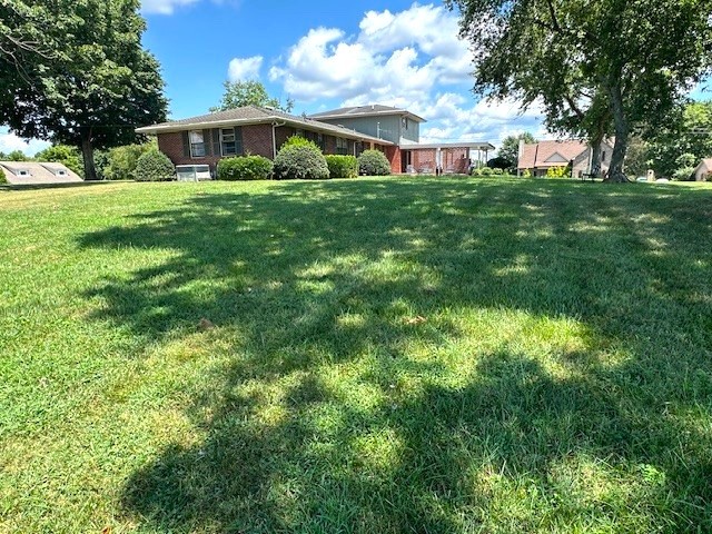 109 Lakeview Dr