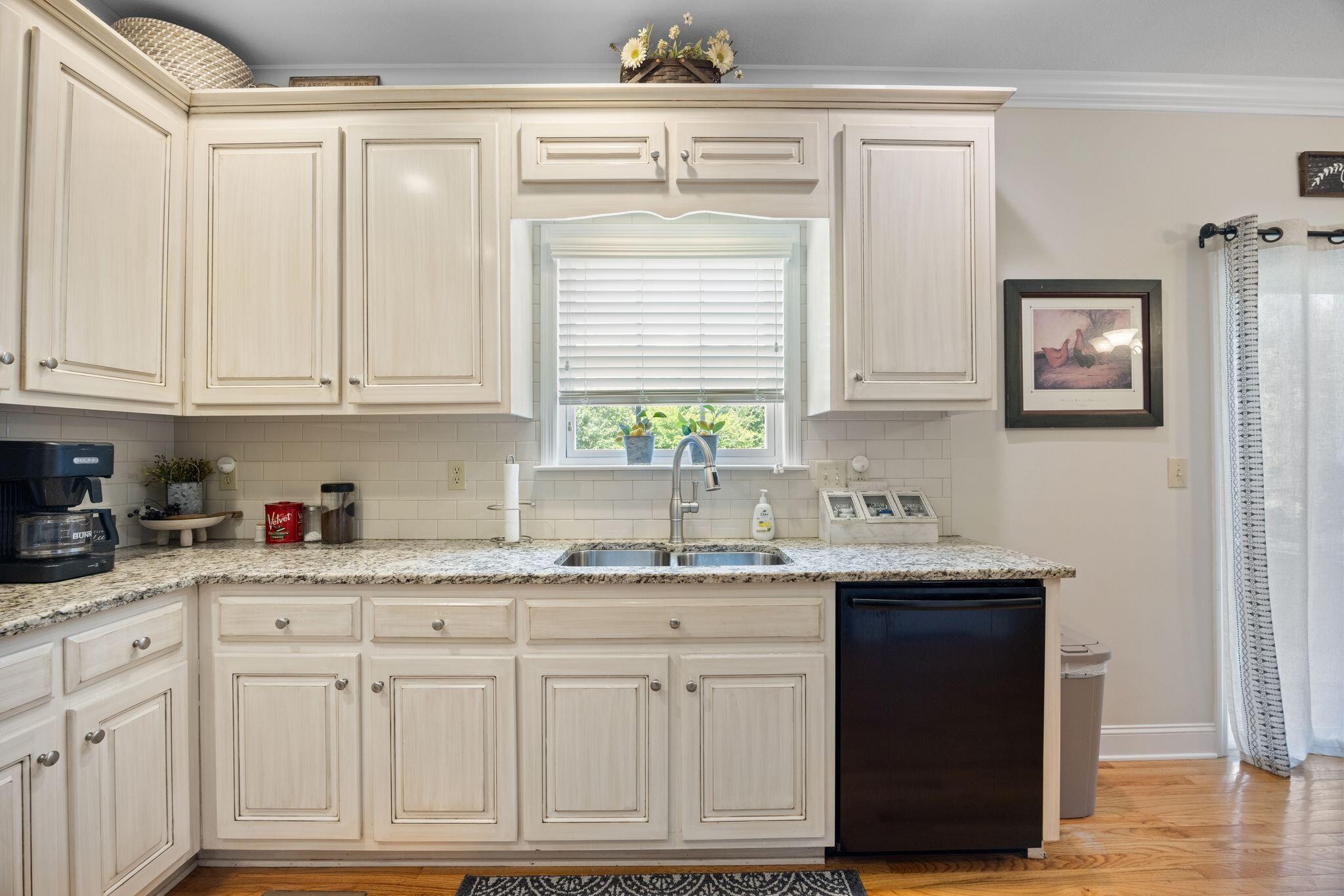 10496 Sovereign Pointe Drive