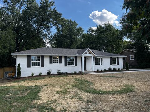 106 Lucinda Ln Hendersonville TN 37075