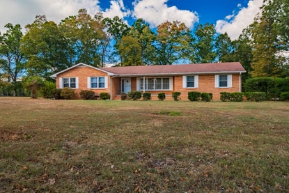 4762 Metro 41A Hwy – Investment Home