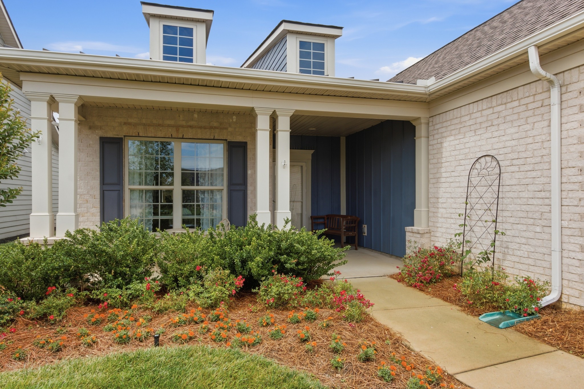 2321 Lawrence Ridge