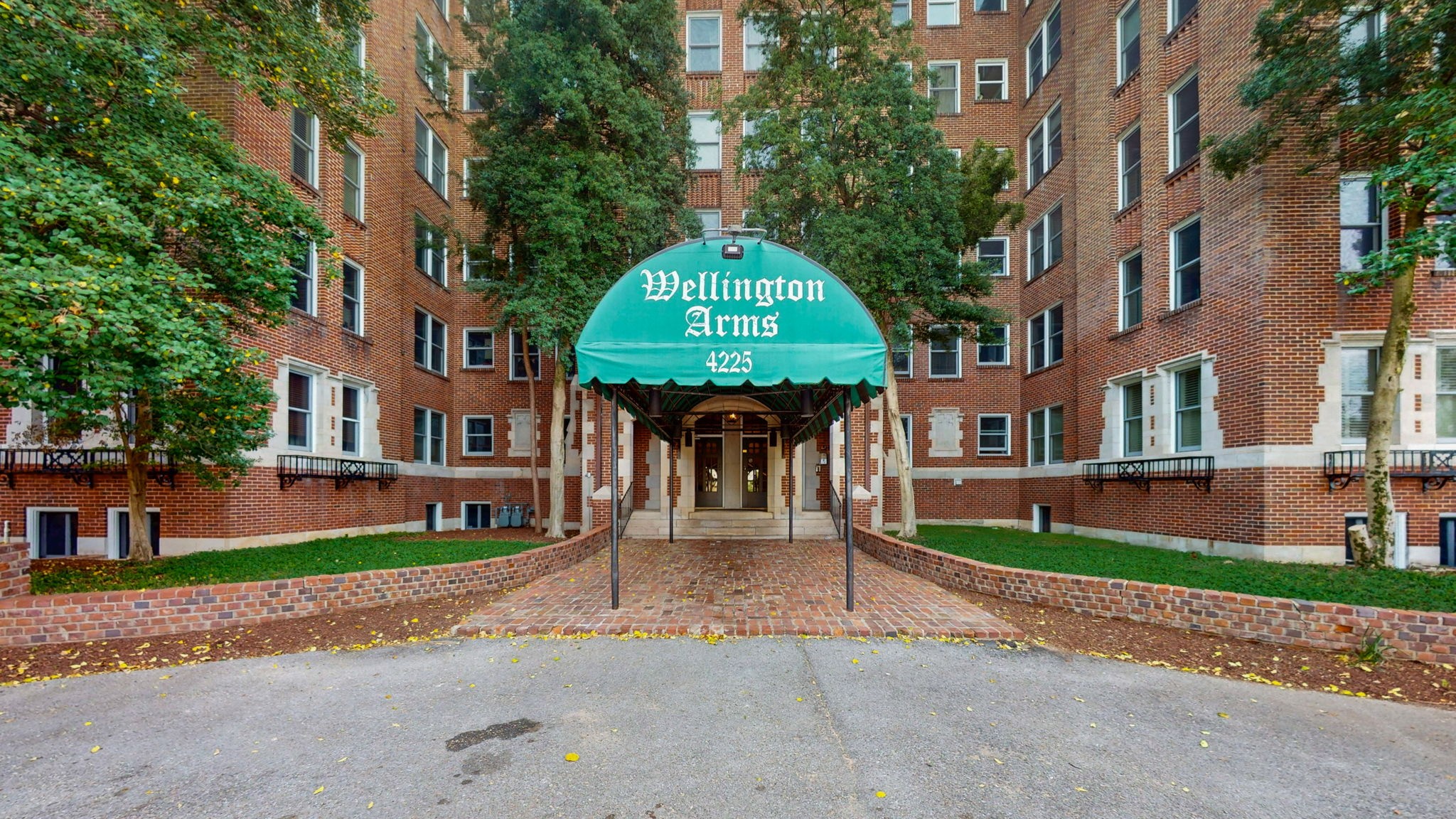 4225 Harding Pike 502