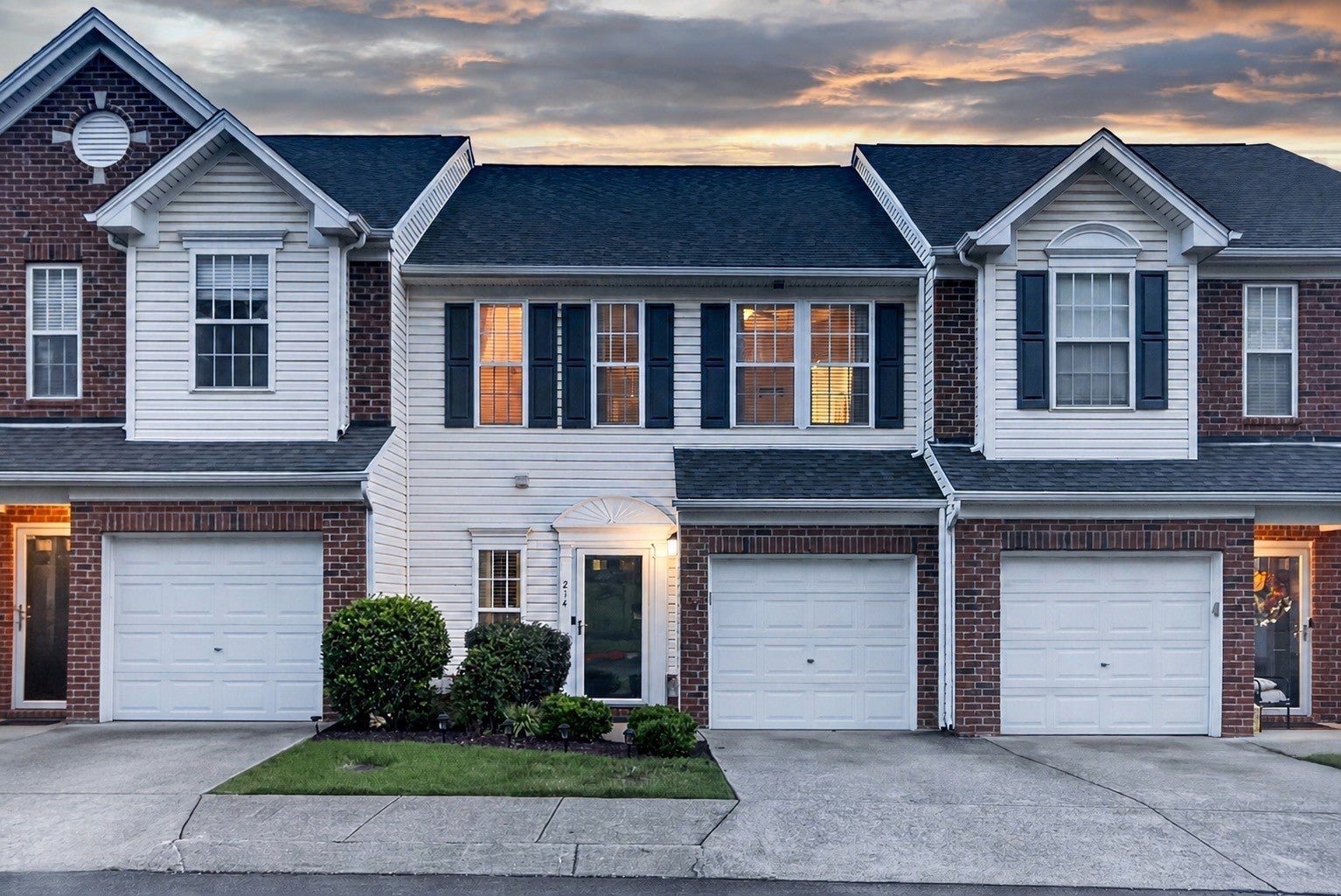 3-bed listing at 7277 Charlotte Pike 214, Nashville