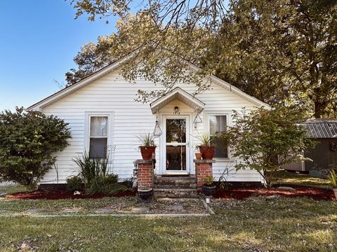 1214 E Lincoln St Tullahoma TN 37388