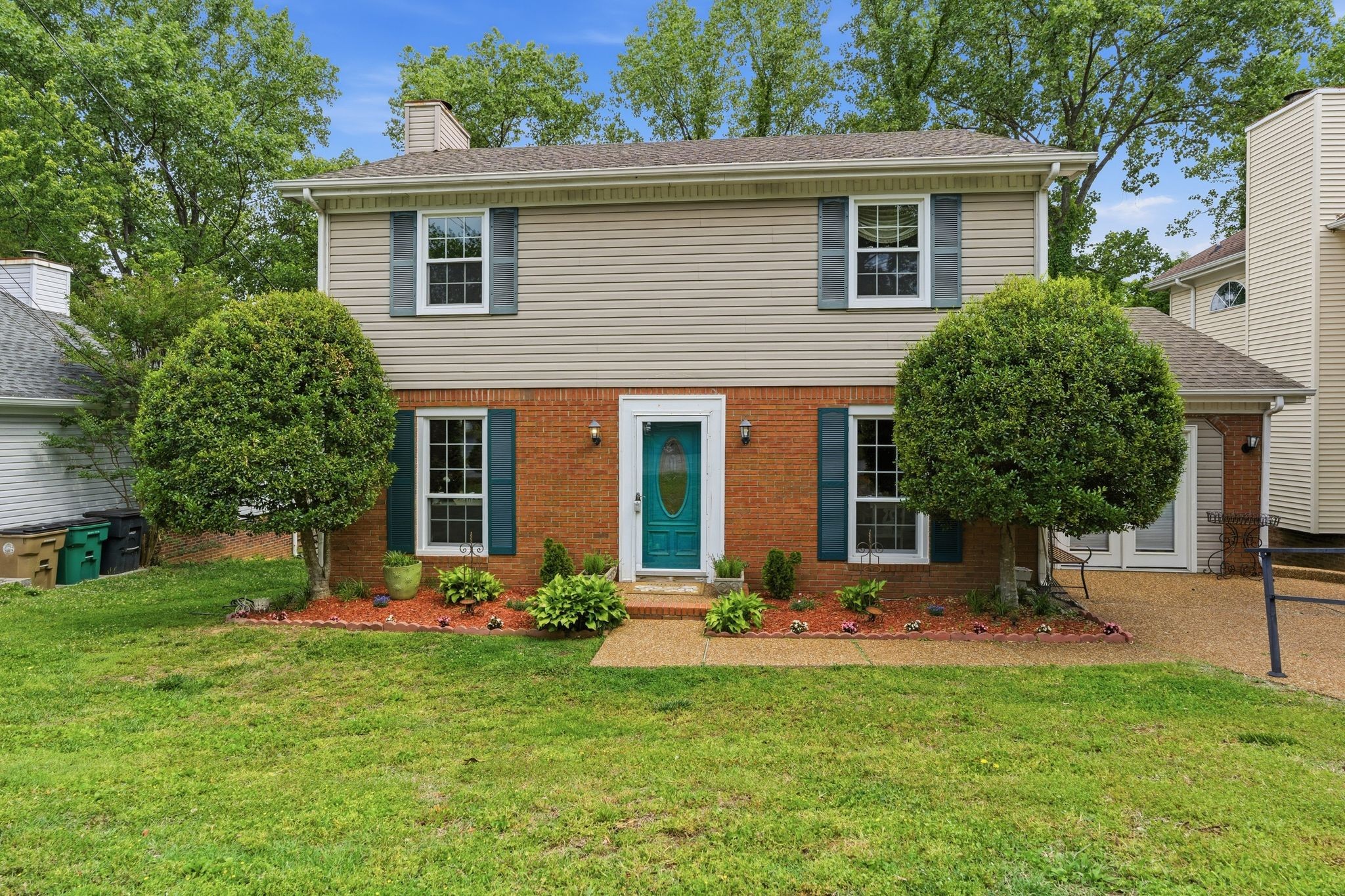 5141 English Village Dr