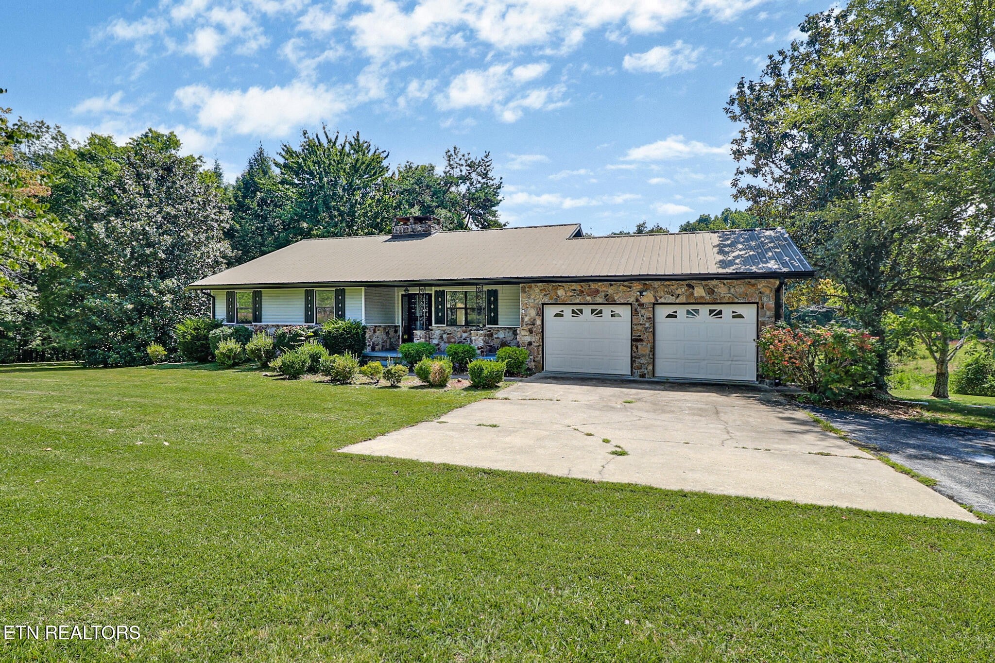 5651 S York Hwy