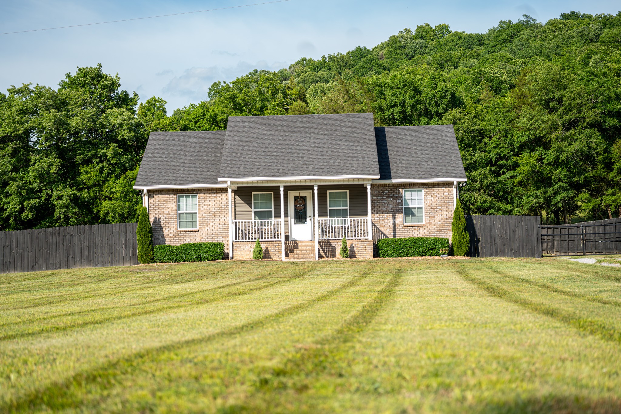 494 Rogues Fork Rd