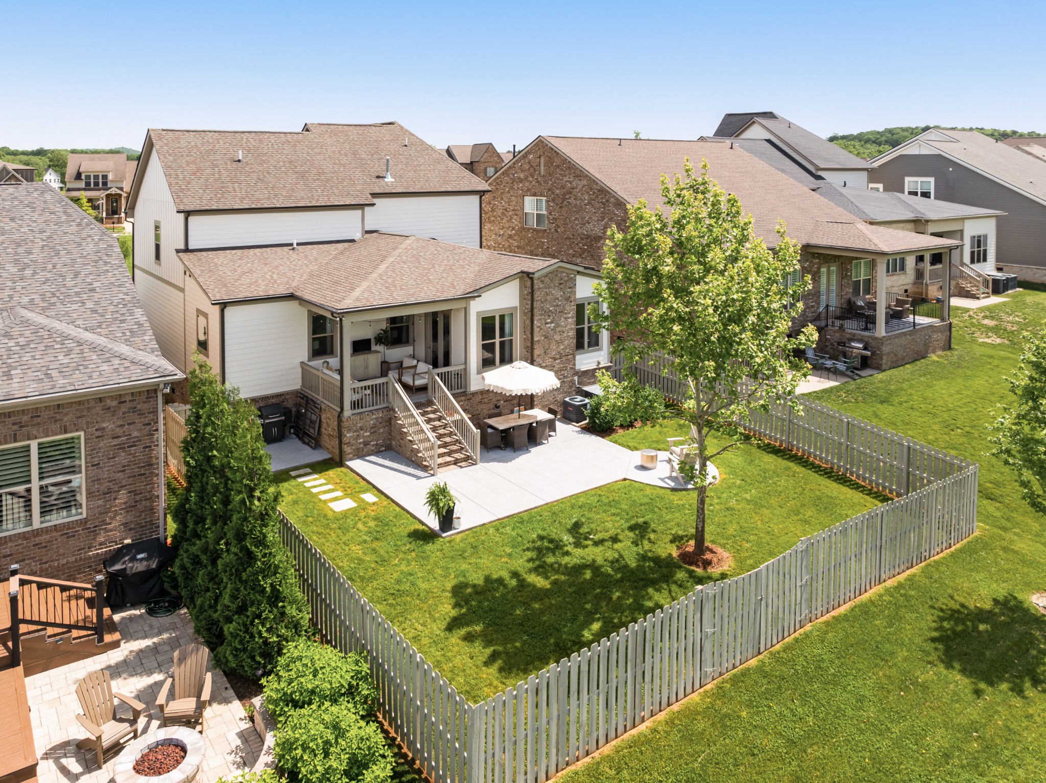 449 River Bluff Dr
