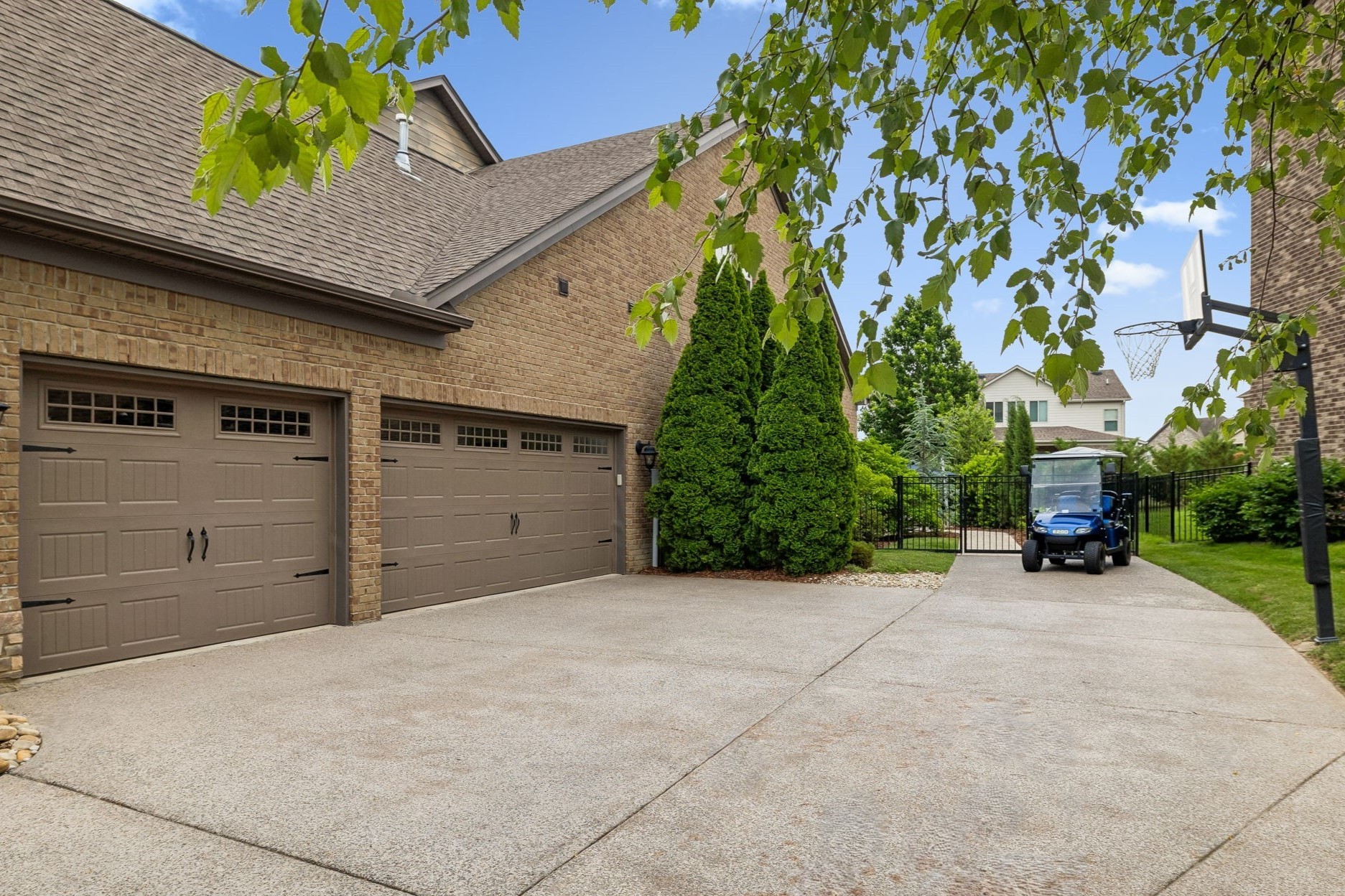 428 Larkhill Ln