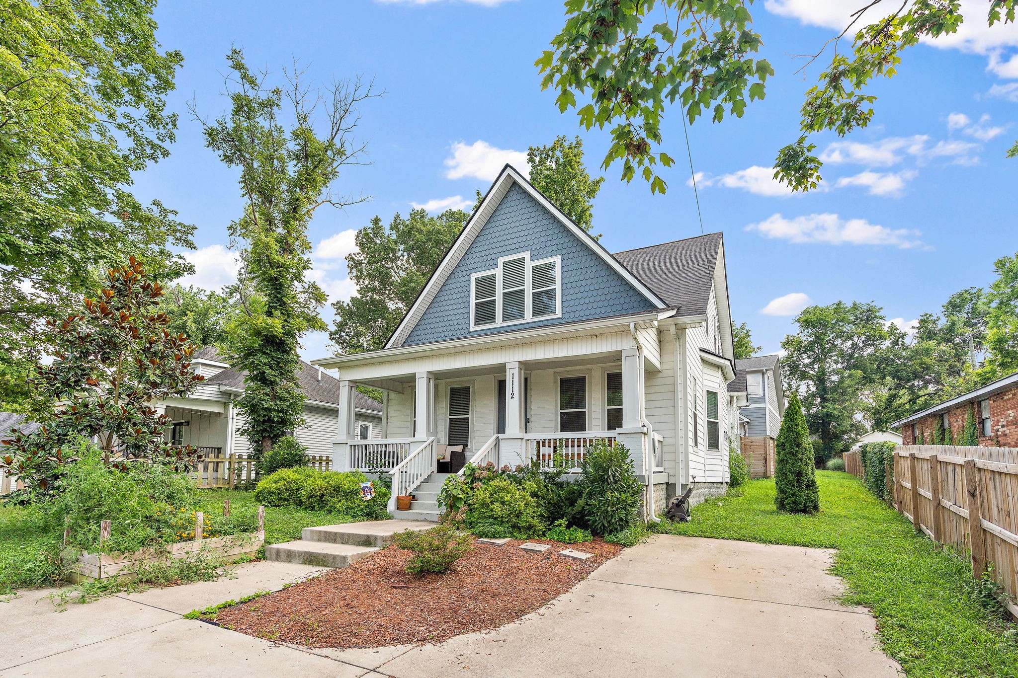1112 McGavock Pike A