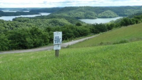 40 C Swan Ridge Rd Hilham TN 38568