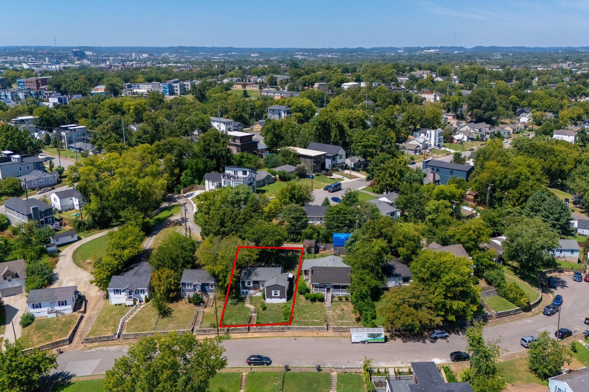 3-bed listing at 928 S 13th Ct, Nashville