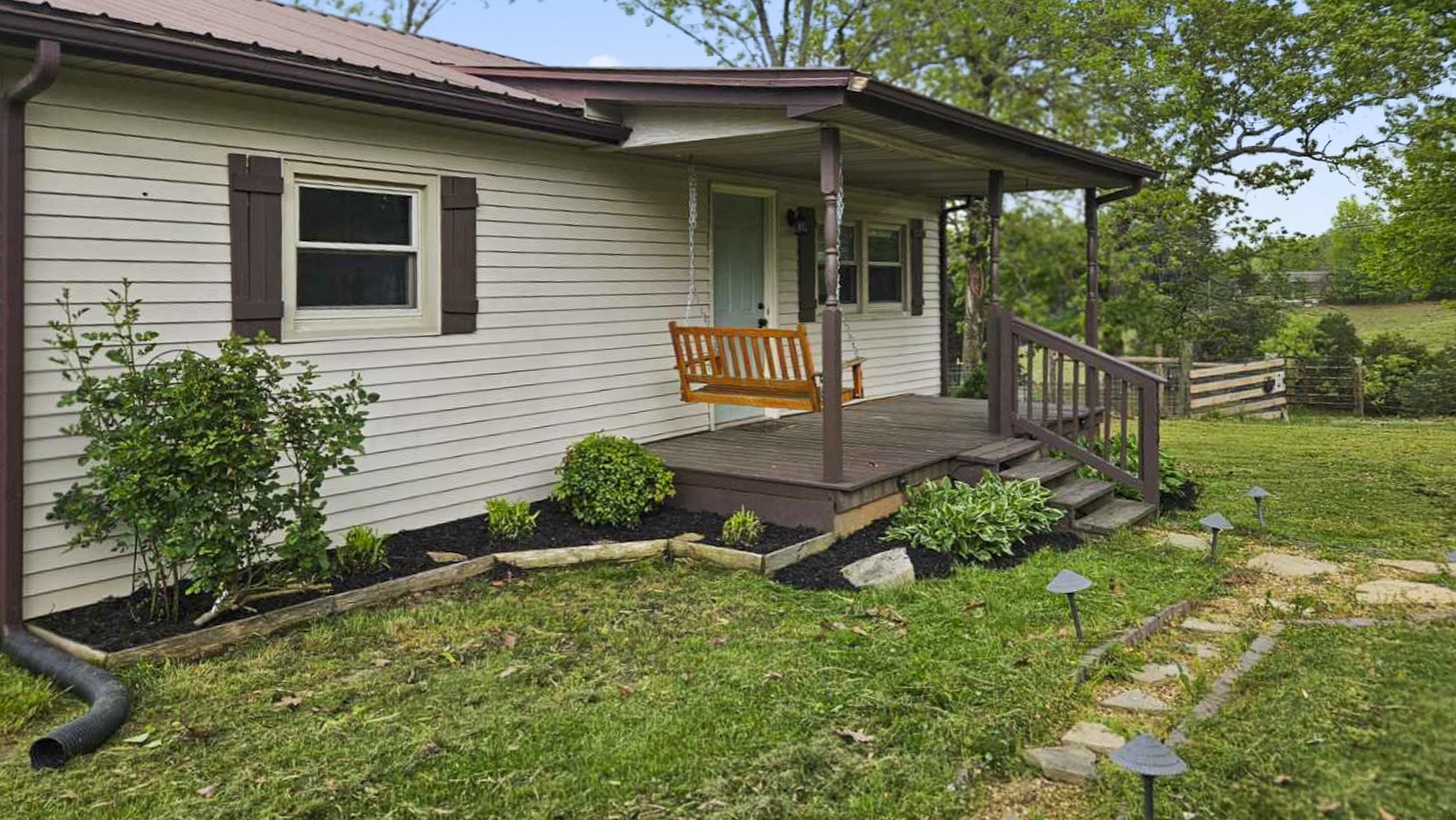 4390 S Bunker Hill Rd