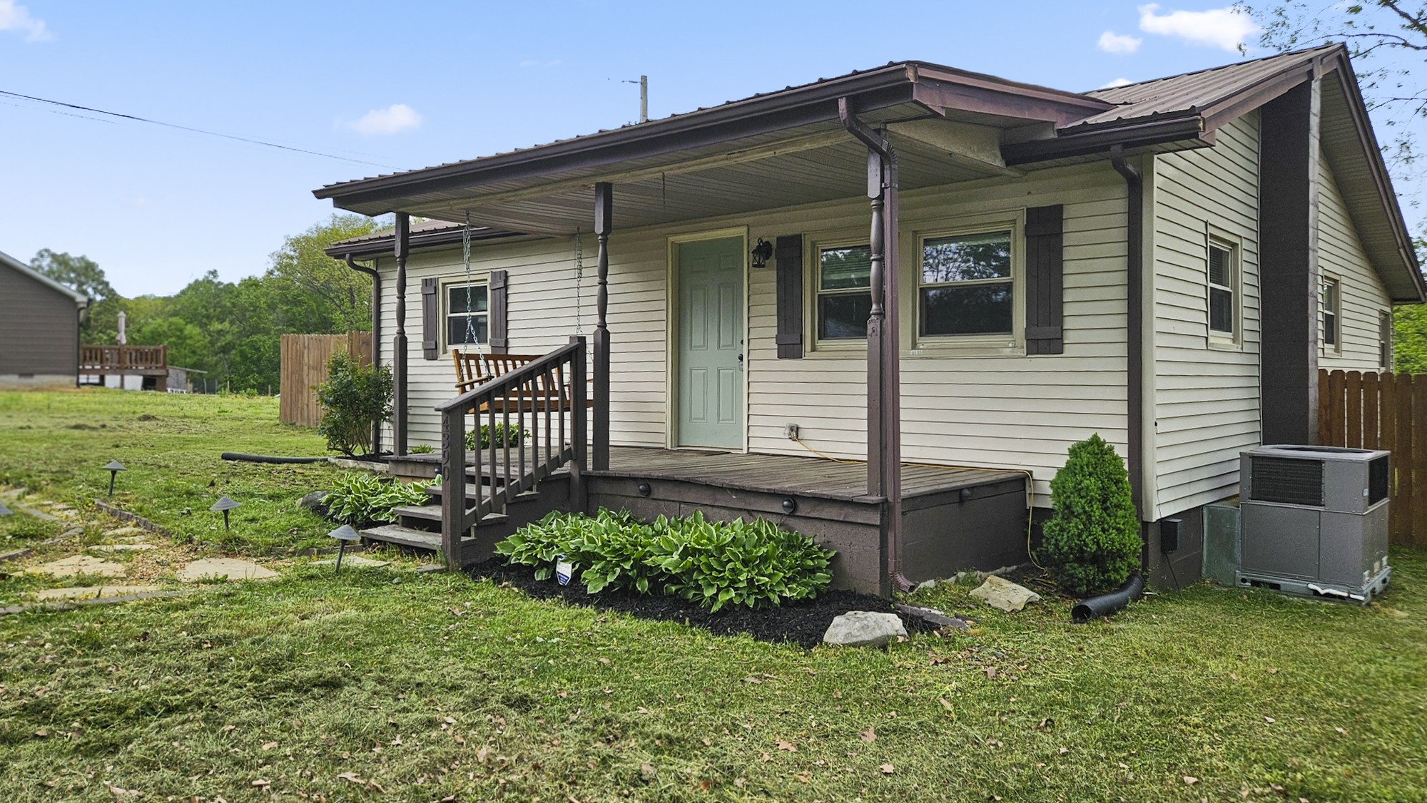 4390 S Bunker Hill Rd