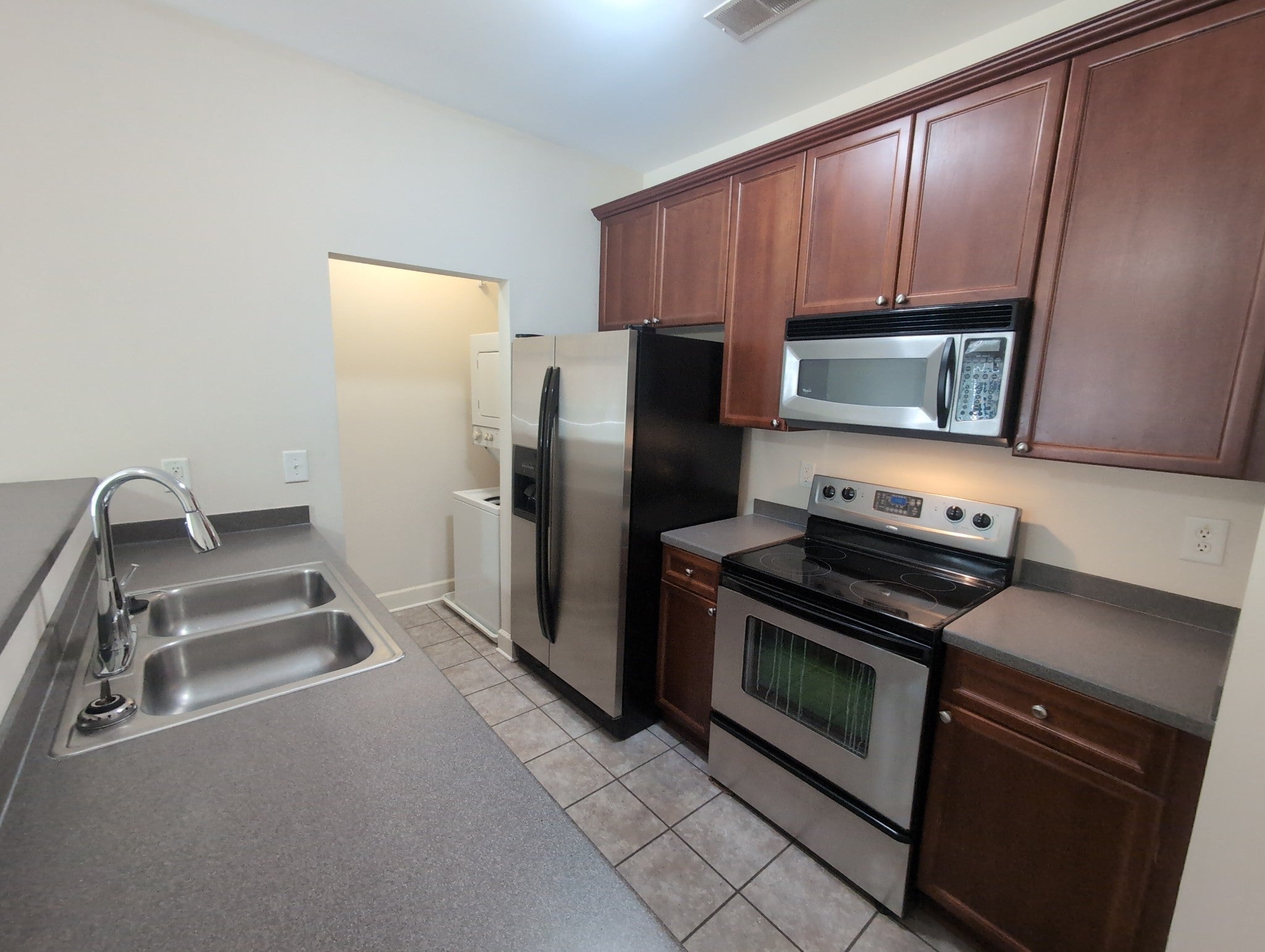 7009 Lenox Village Dr 202