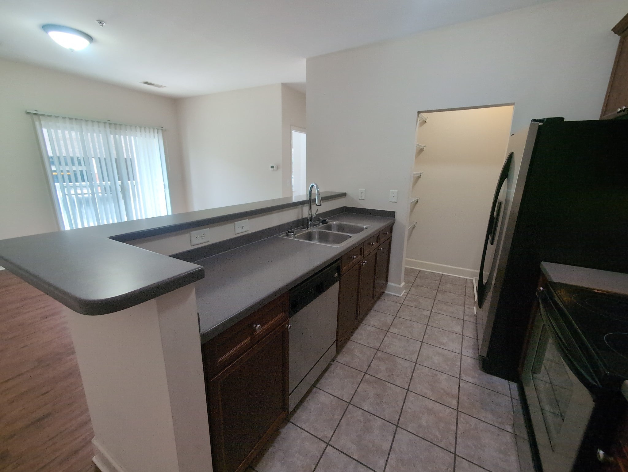 7009 Lenox Village Dr 202
