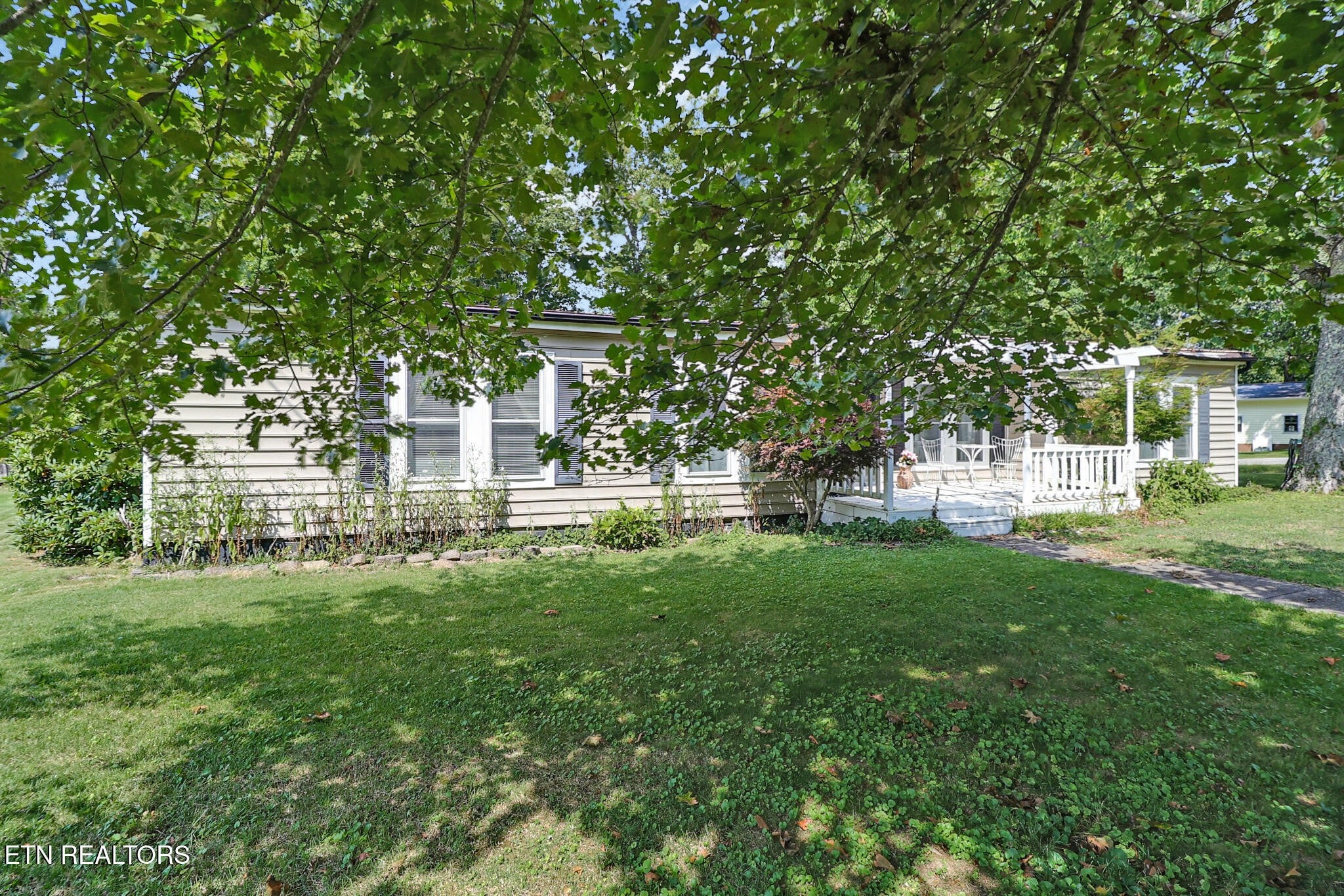 313 Rugby Rd