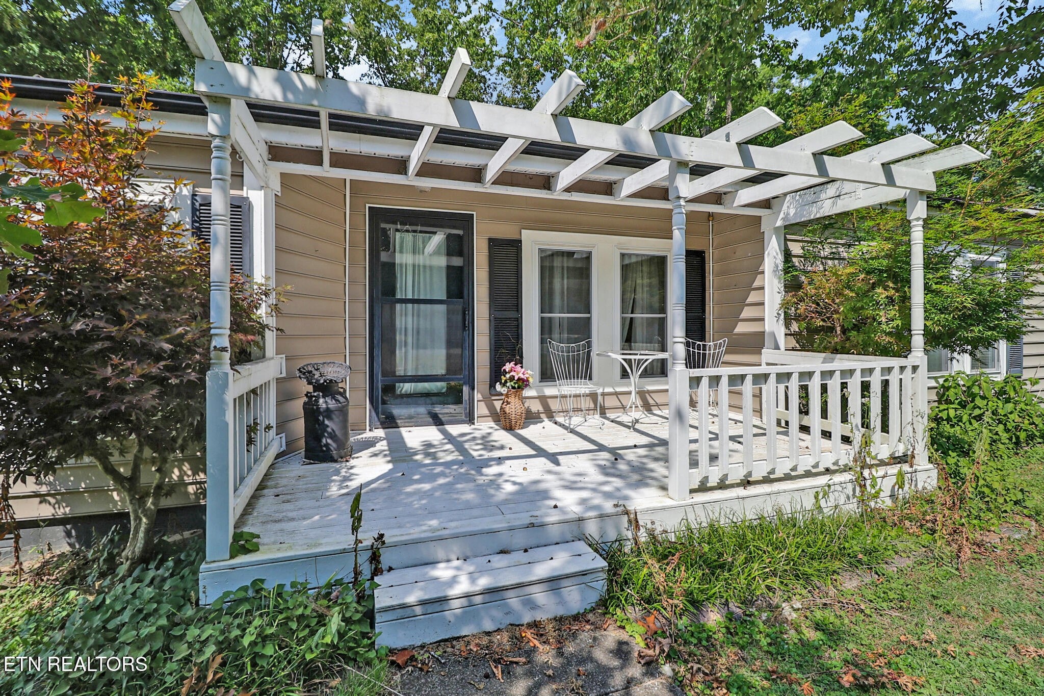 313 Rugby Rd