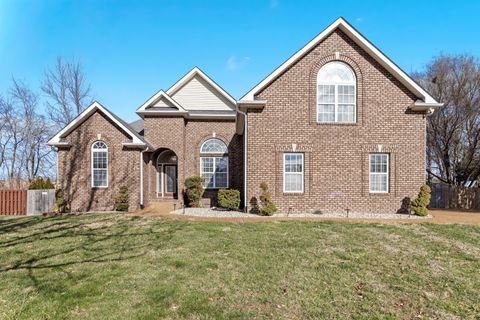 121 Cambria Dr White House TN 37188