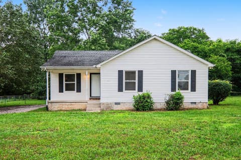 Photo of 2011 Sugartree Dr, Murfreesboro, TN 37129 (MLS # 3231410)