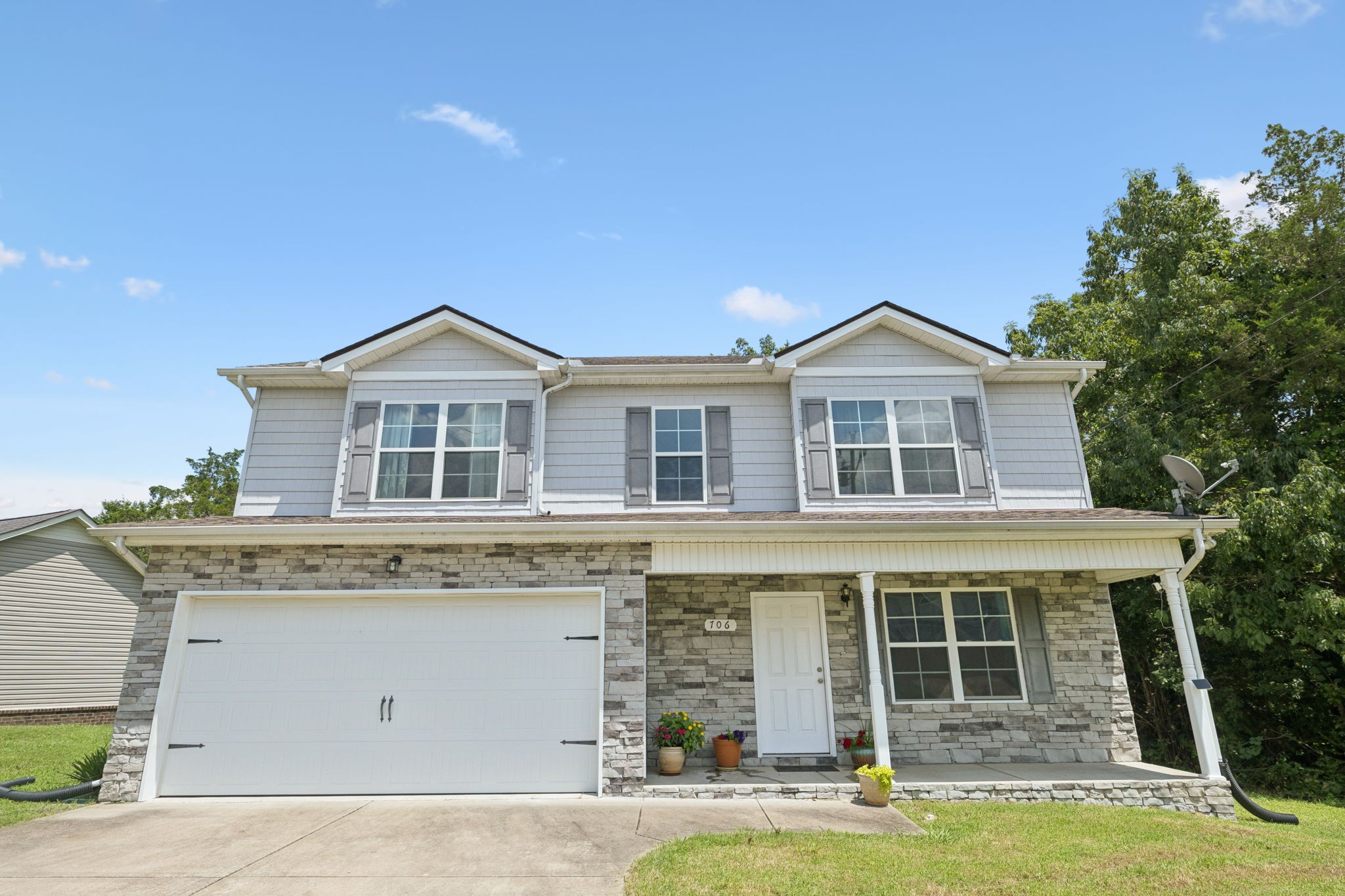 706 Rock Glen Trce