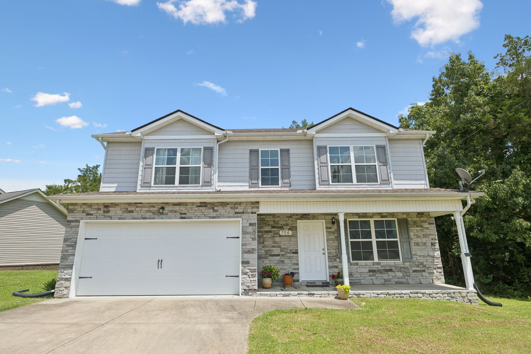 706 Rock Glen Trce
