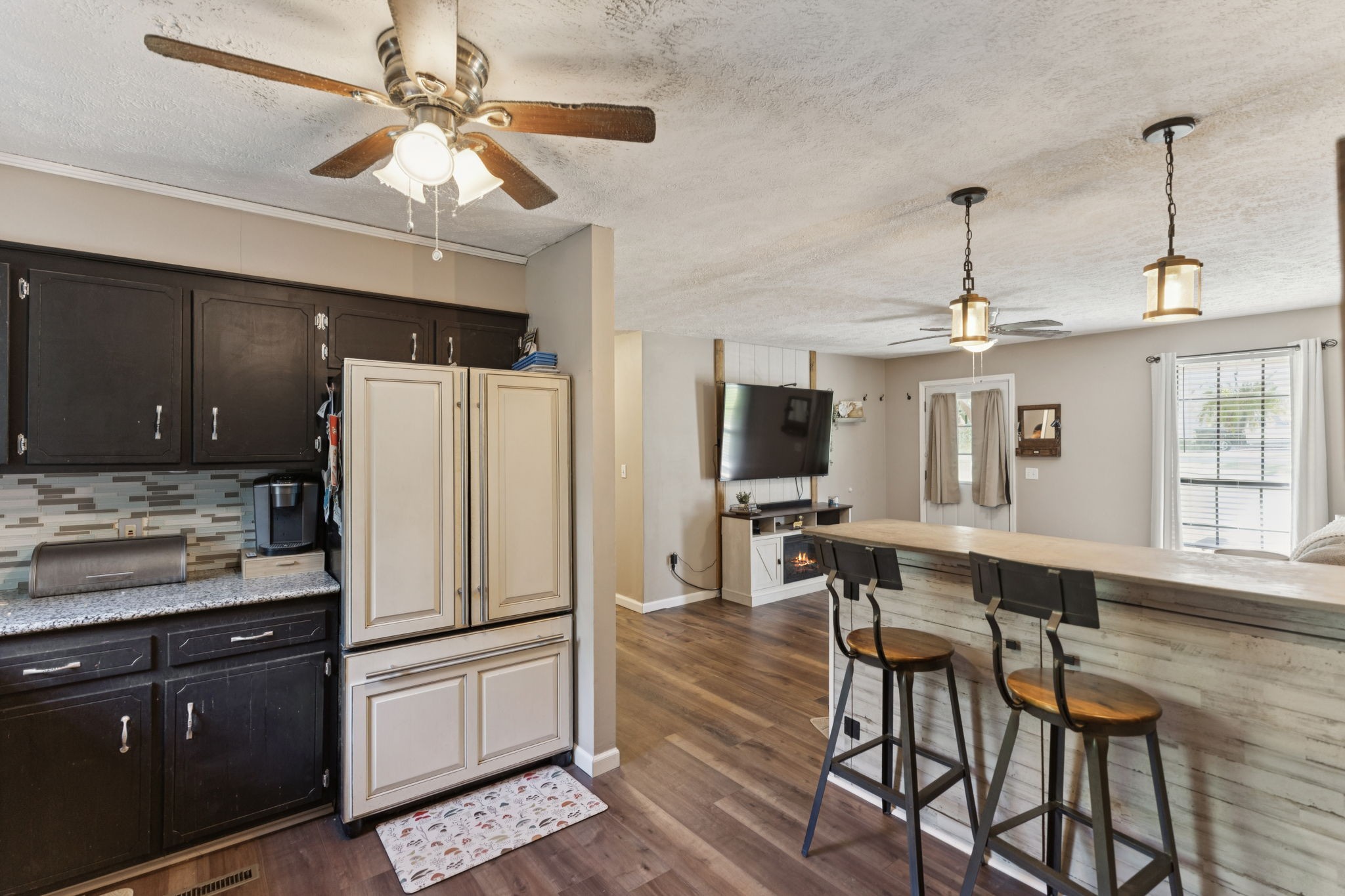 641 Gilley Cir