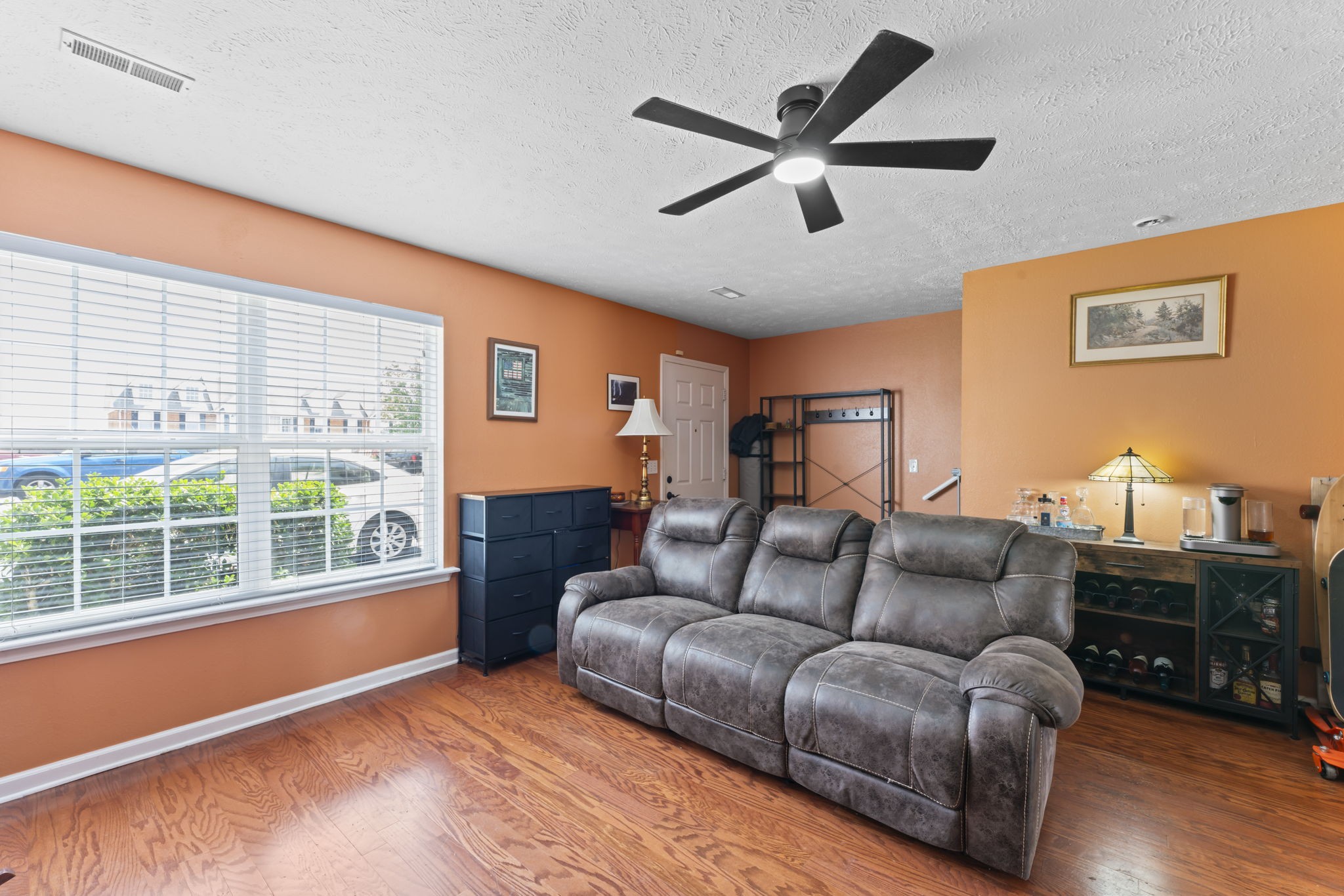 647 Legacy Dr