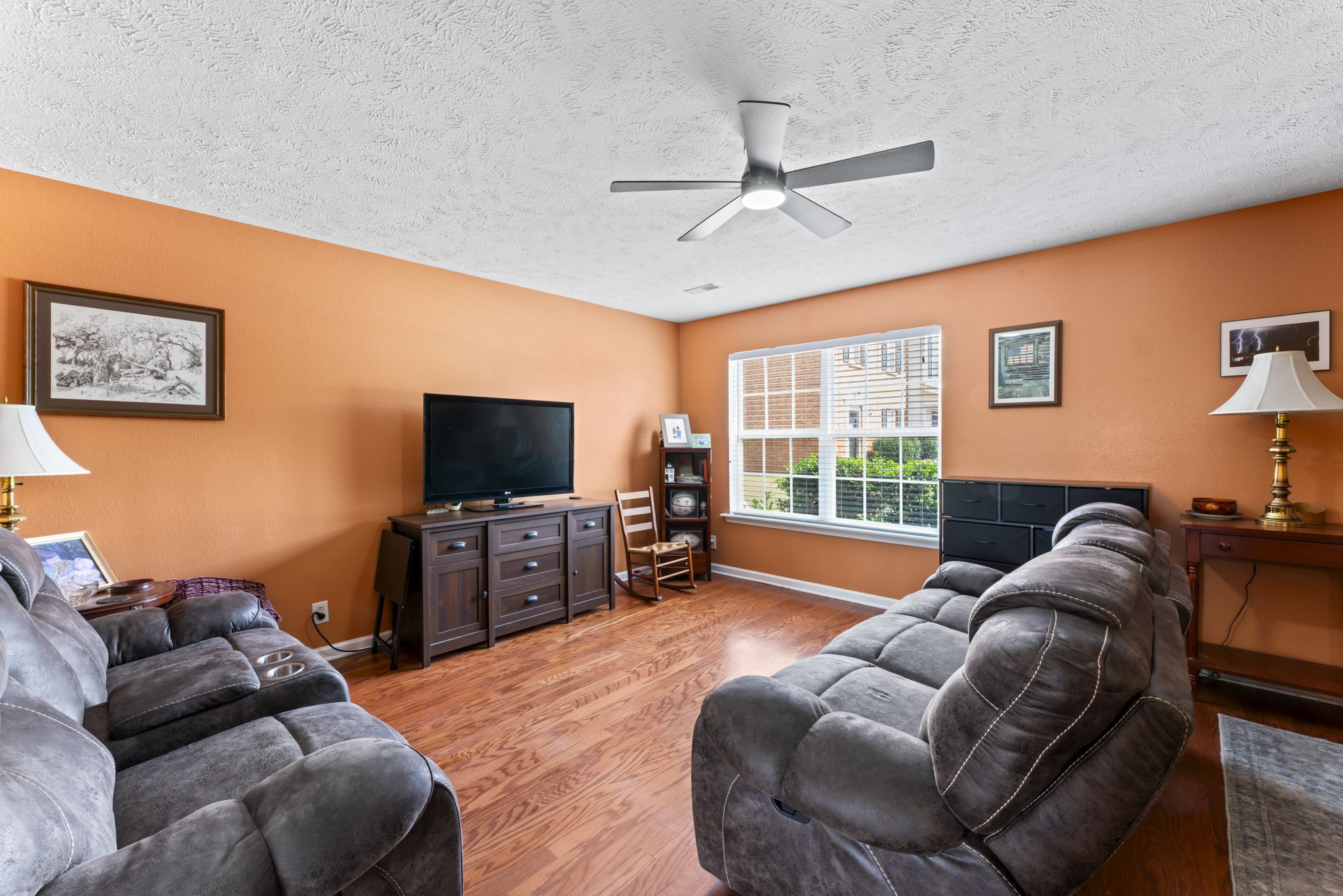 647 Legacy Dr