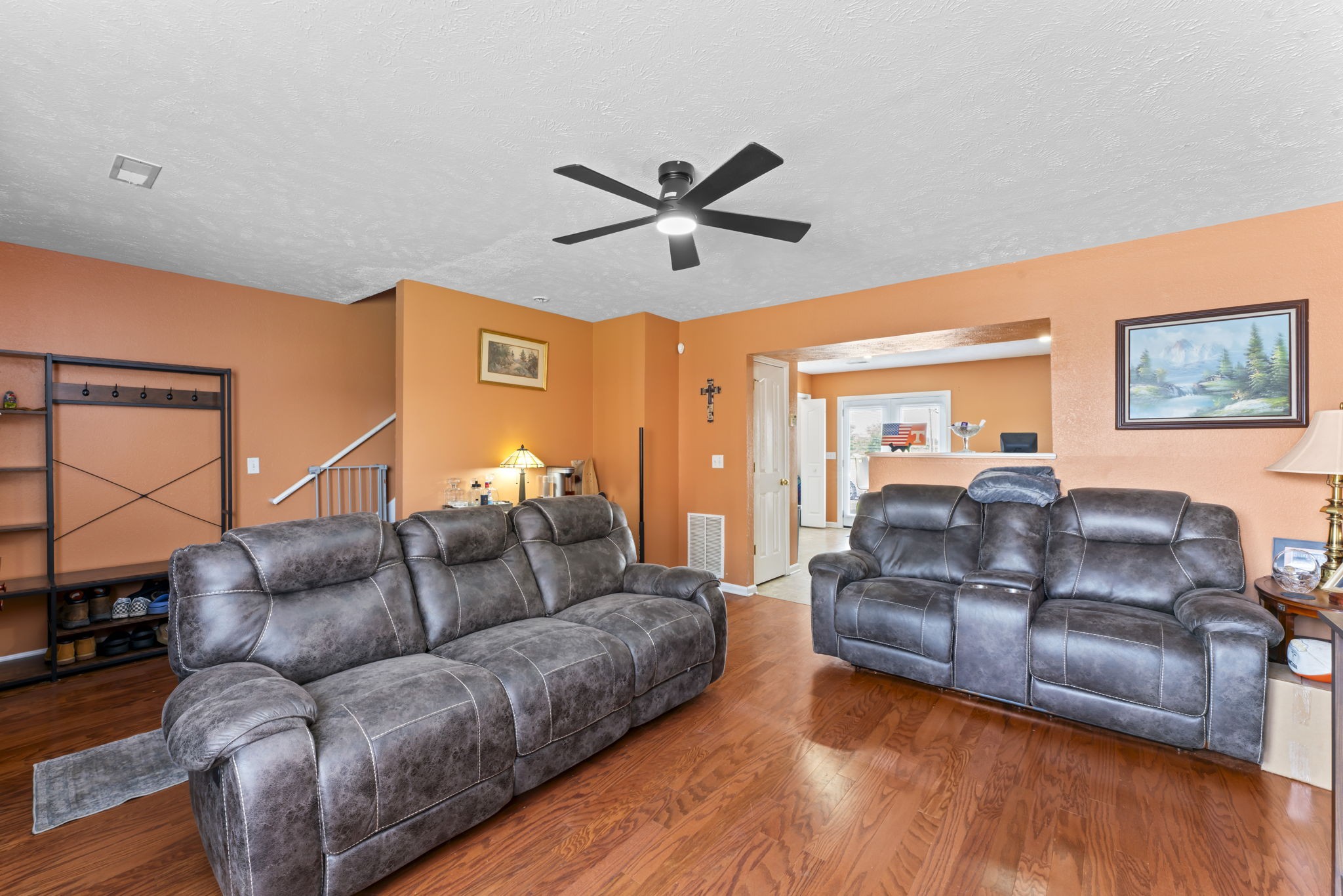 647 Legacy Dr