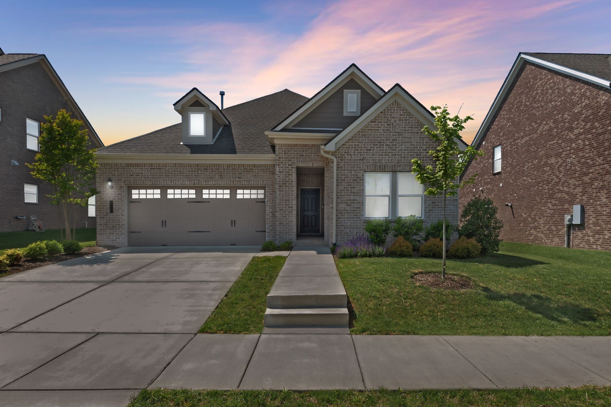 366 Triple Crown Cir