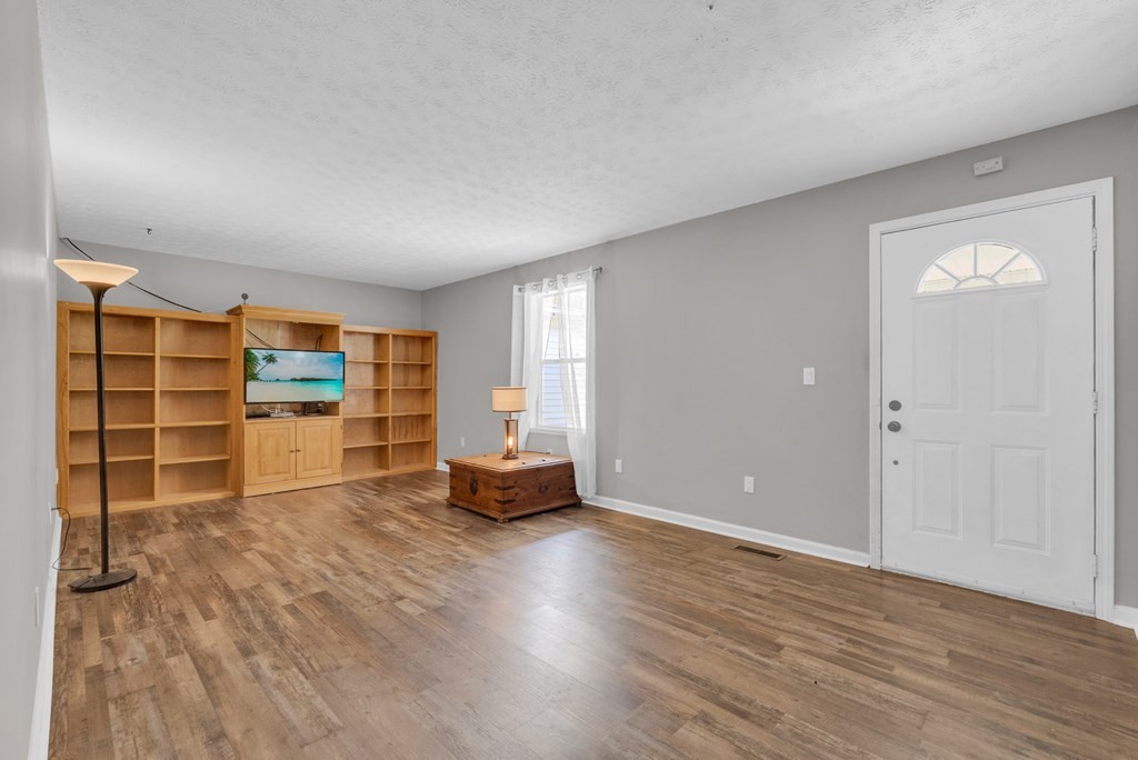 132 Judd Ln