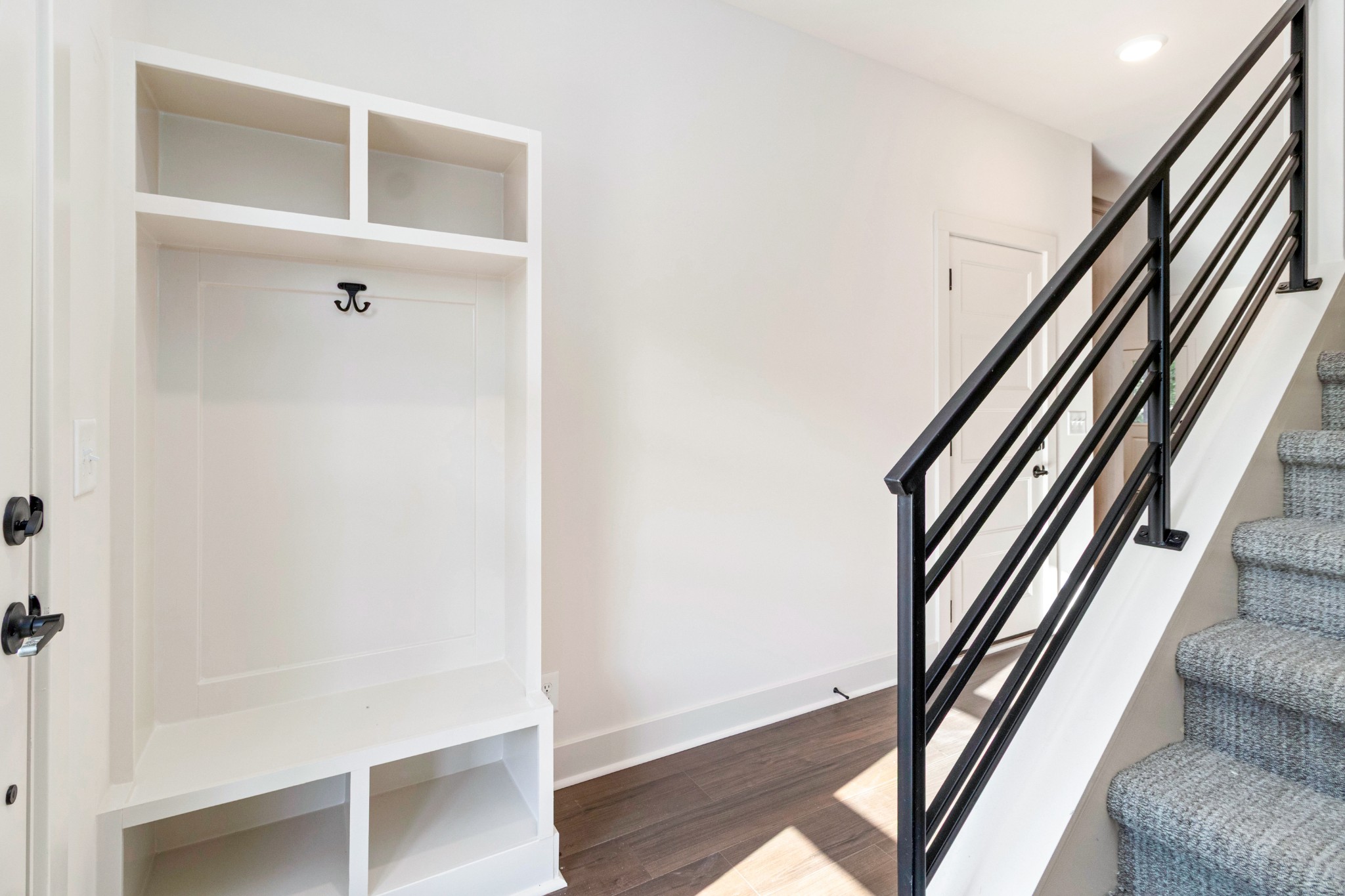 13 Holland Park West