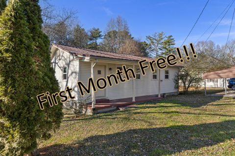 111 3rd Ave N Loretto TN 38469