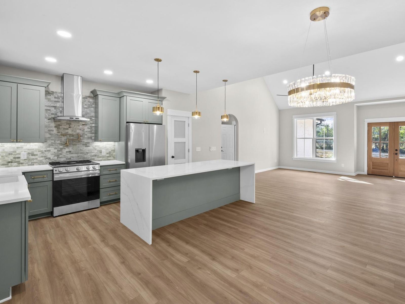91 Woods Lake Rd