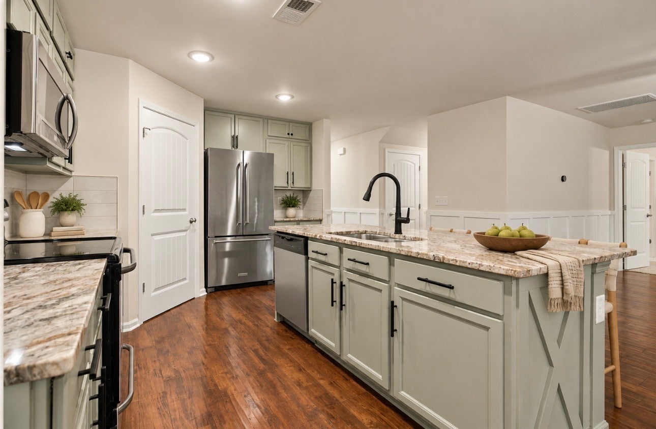 1240 Oxford Village Cv