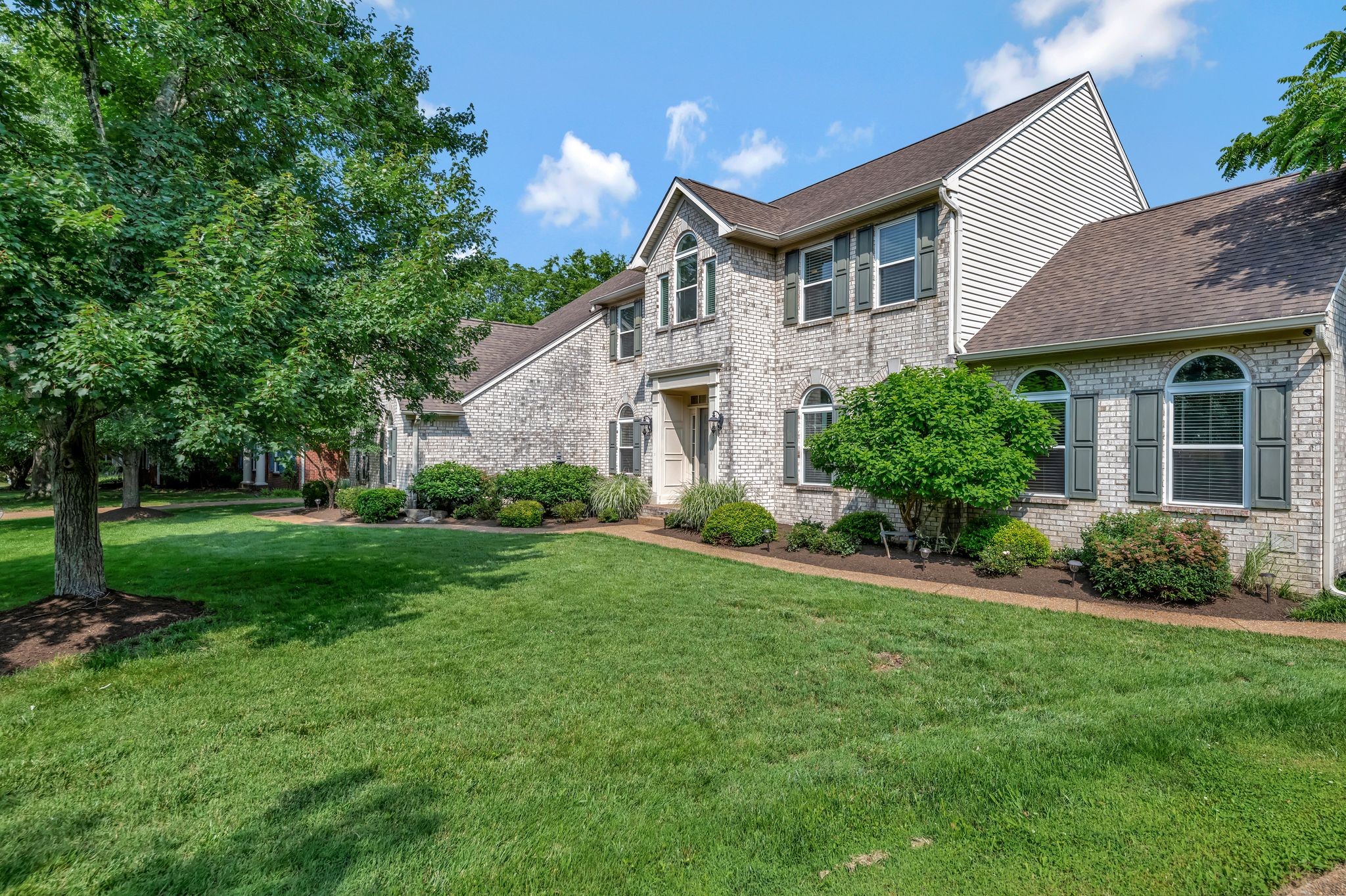 206 Stillcreek Dr
