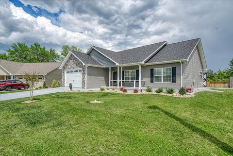 80 Sky View Meadow Dr Crossville TN 38555
