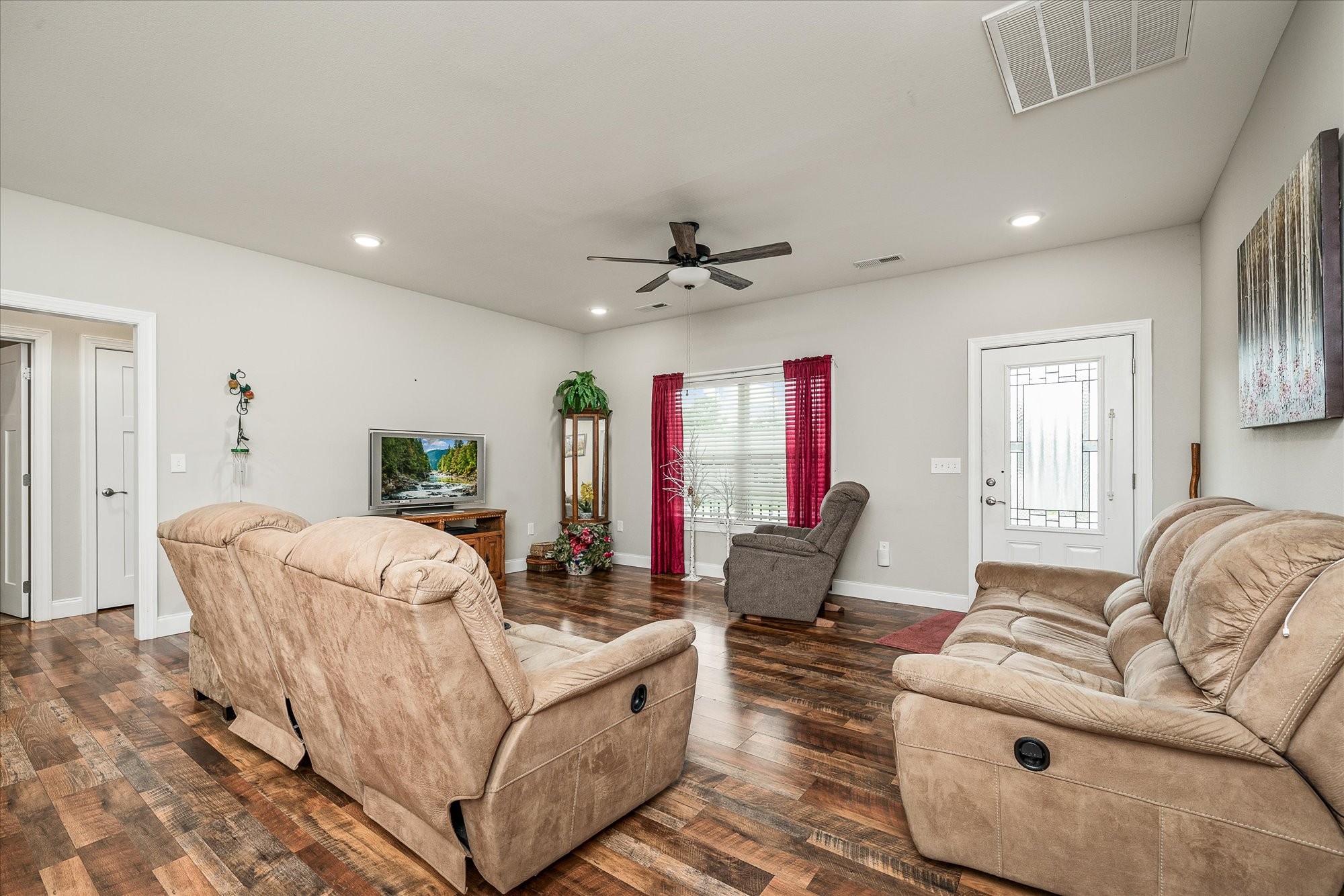 80 Sky View Meadow Dr