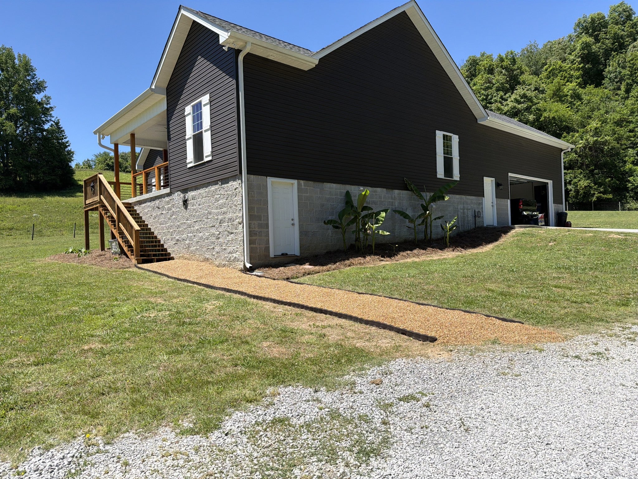 1669 Knob Creek Rd