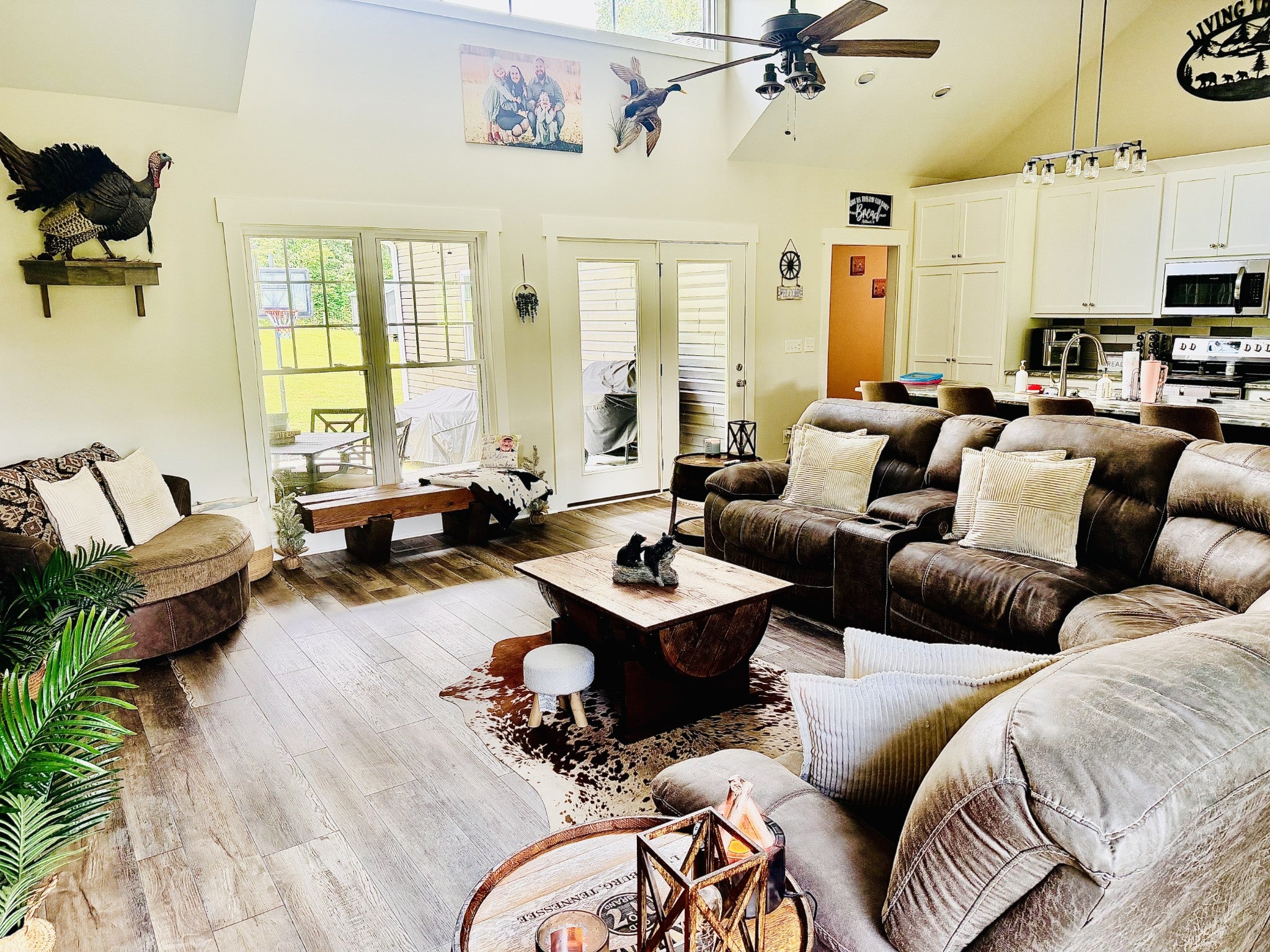 1669 Knob Creek Rd