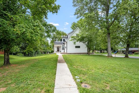 200 Blue Ribbon Pkwy Shelbyville TN 37160