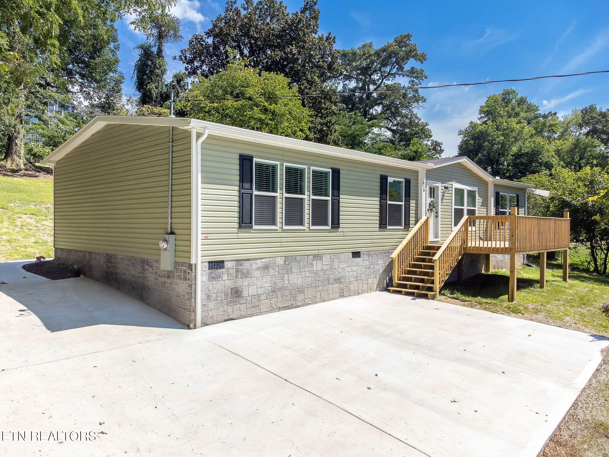 410 S Kingston Ave