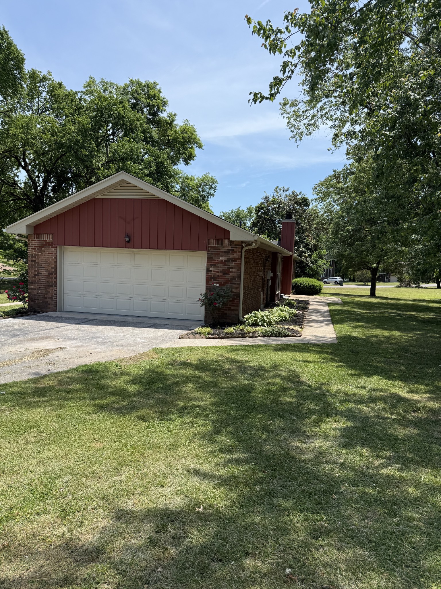 301 Glenwood Dr