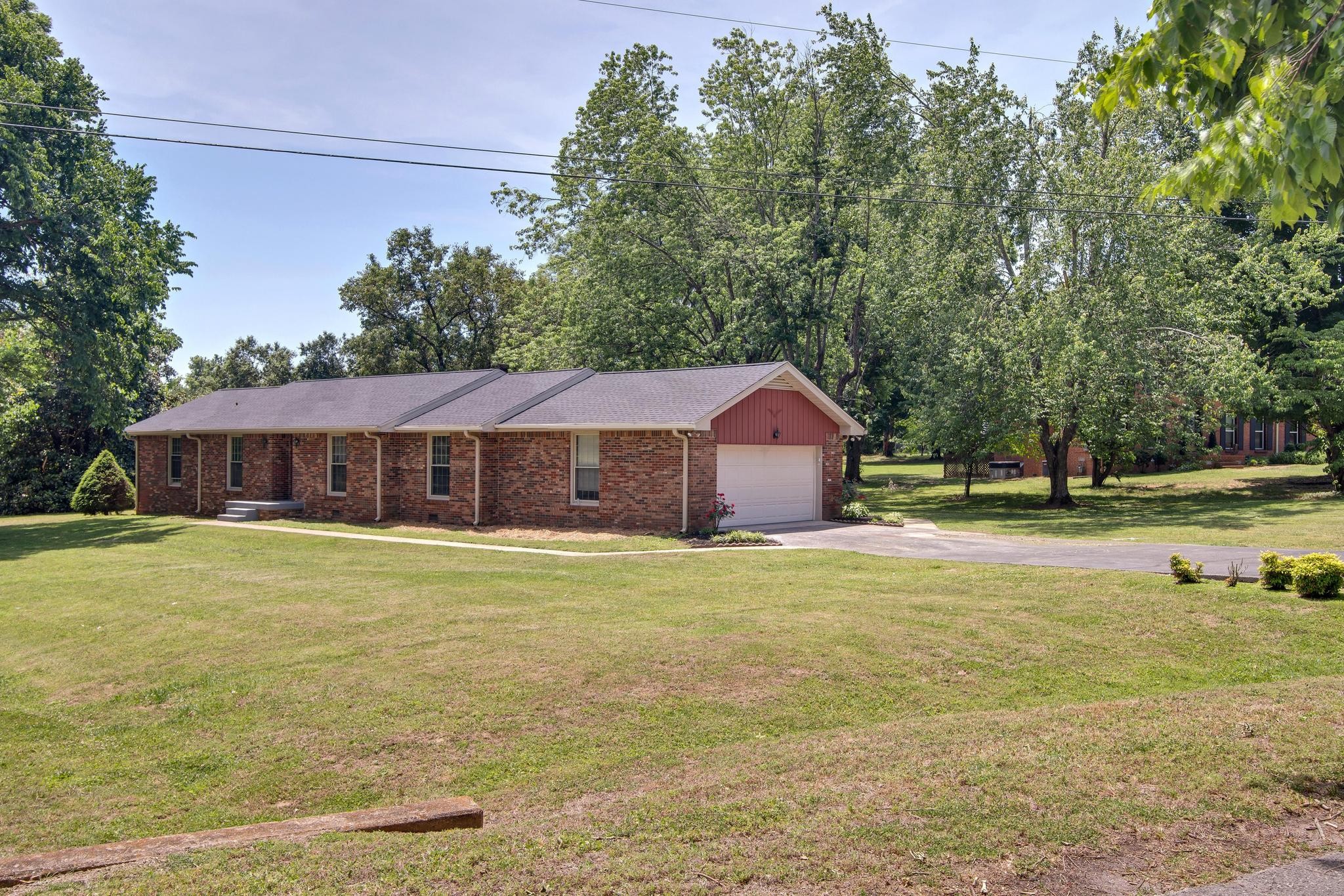 301 Glenwood Dr