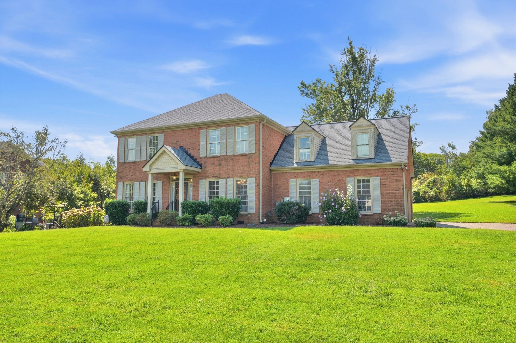 1409 Mayberry Ln
