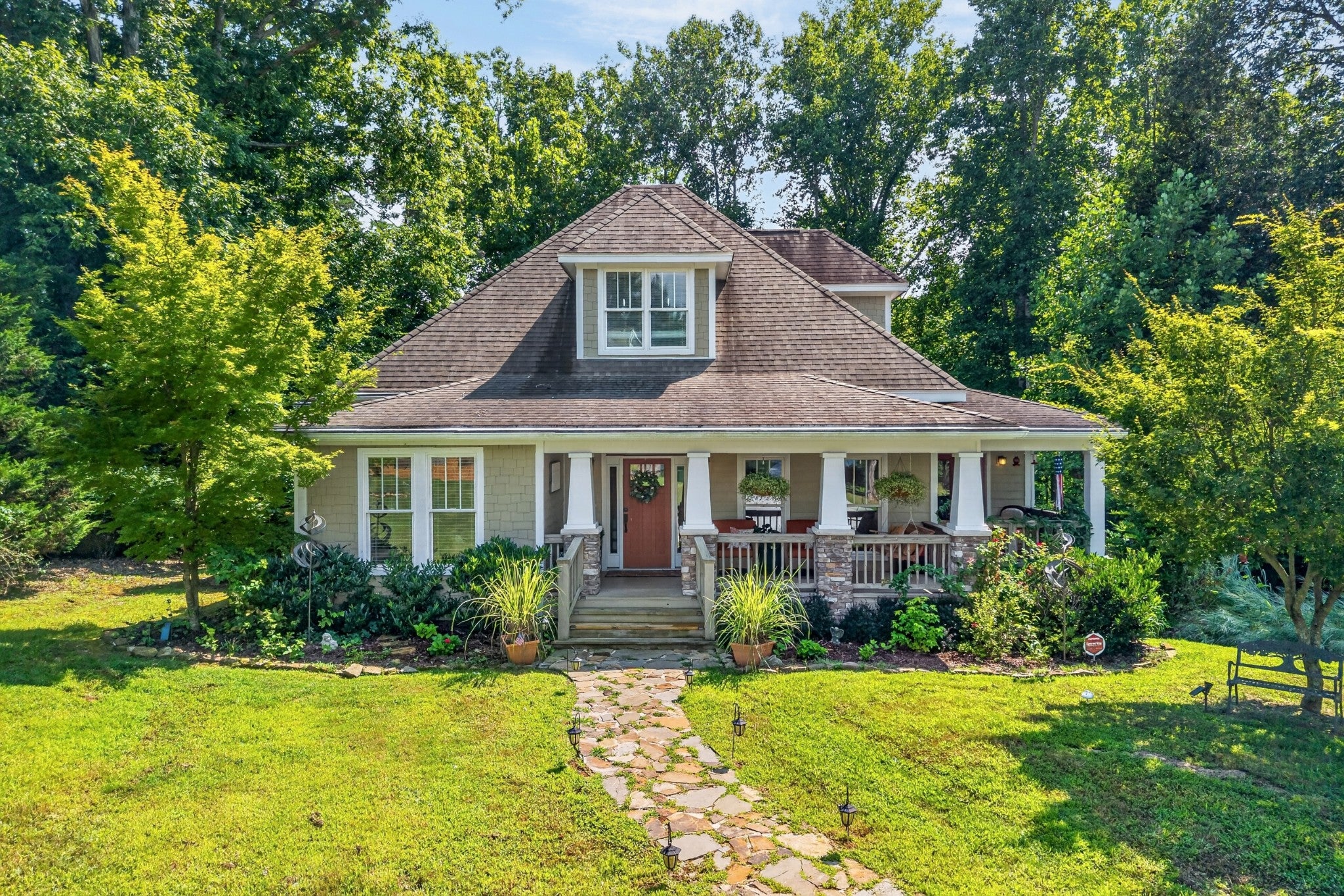 18 Admiral Ln