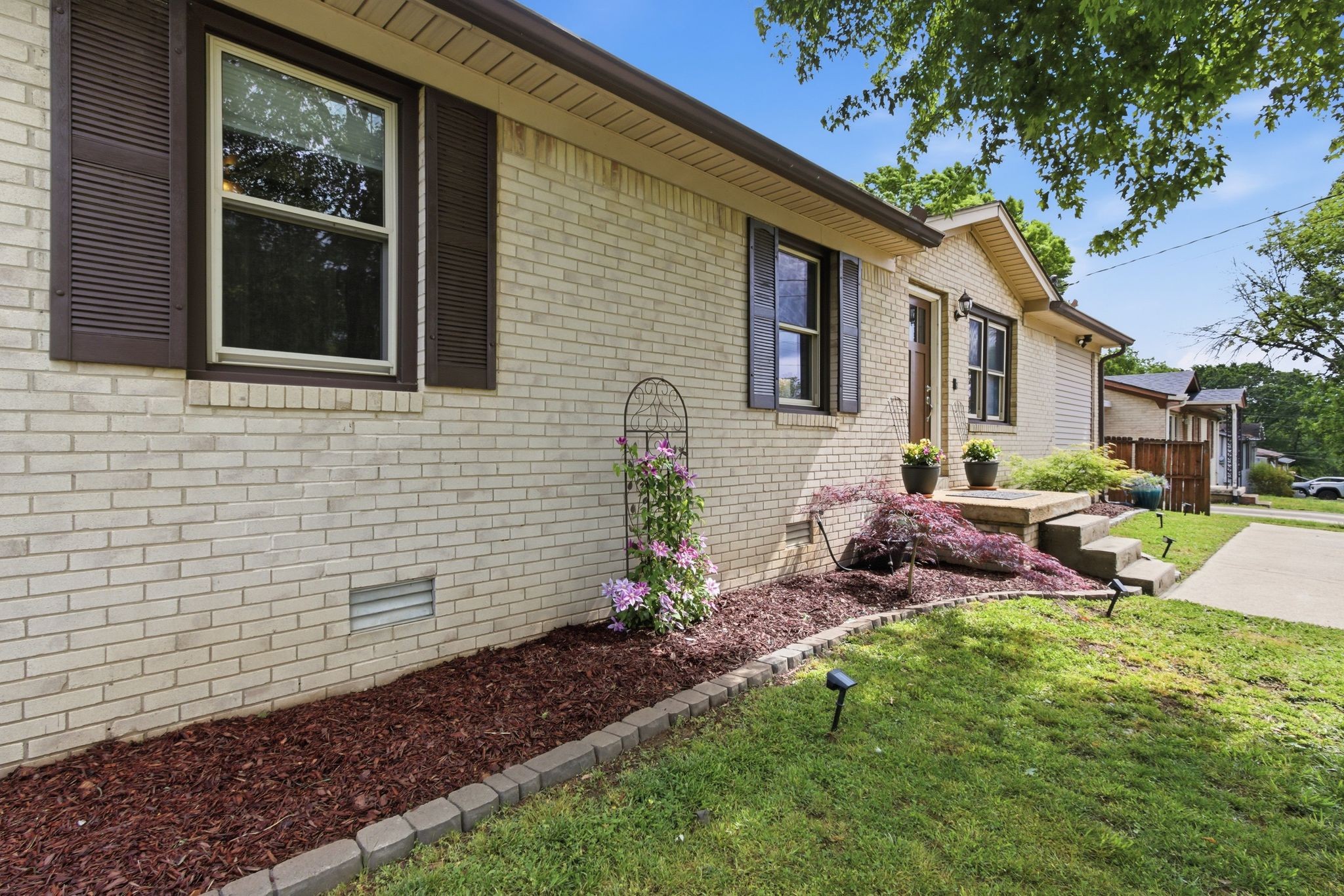 617 McLemore Ave