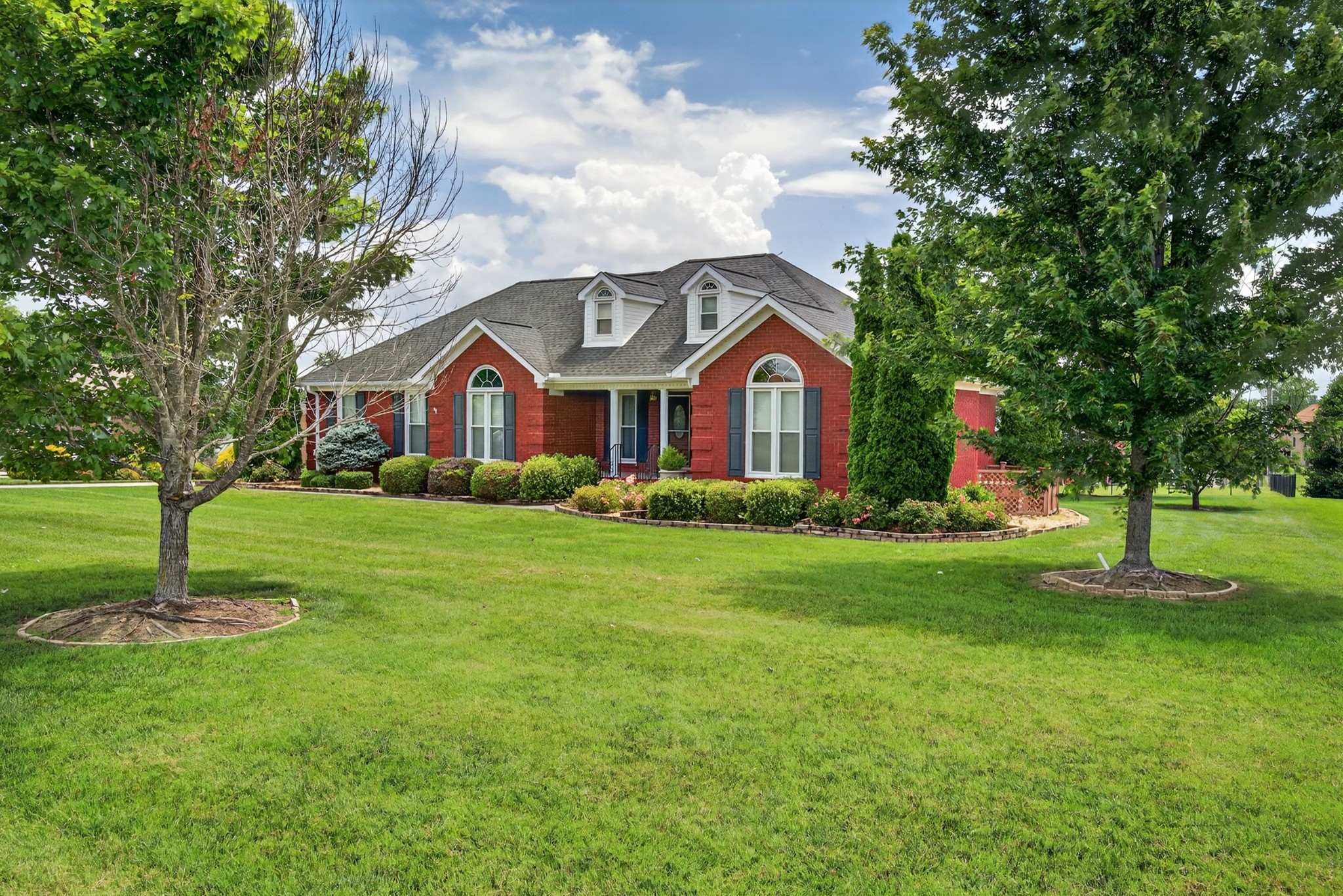 19 Jonathan Dr
