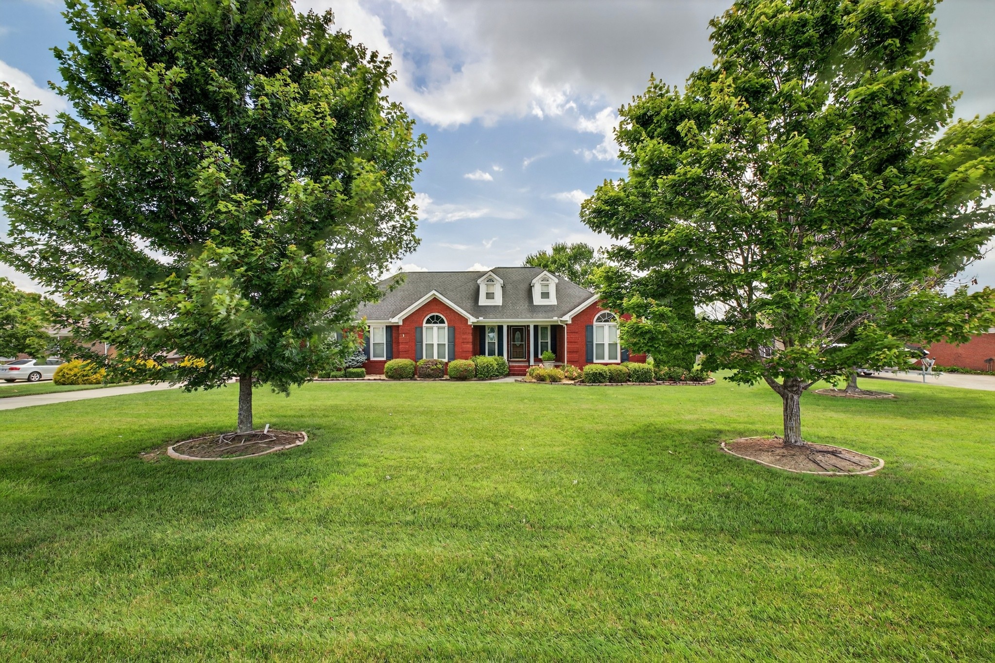 19 Jonathan Dr